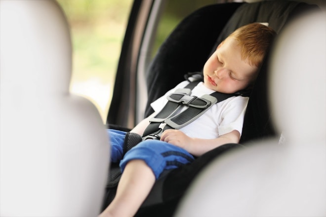 80 procent kinderen onveilig in de auto - Kinderopvangtotaal