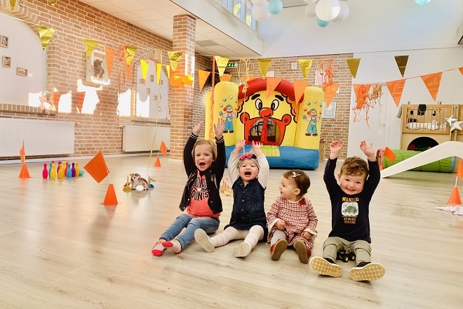 feest-op-de-kinderopvang-tijdens-de-kleine-koningsspelen-2021