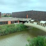 loopbrug-tussen-scholen-1