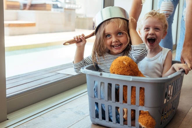 kinderen spelen