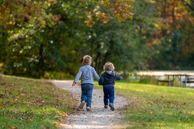 blog-shanna-kulik-de-zoektocht-naar-balans-tussen-zitten-bewegen-en-slapen-bij-jonge-kinderen