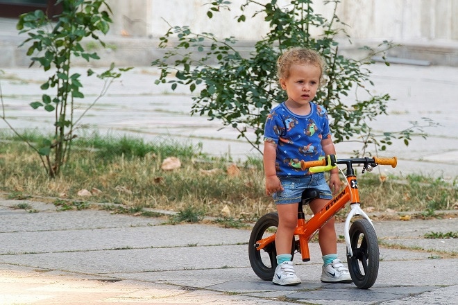 sksg-start-met-pilot-om-jonge-kinderen-te-leren-fietsen