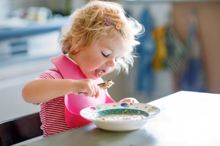 Is het tijd om het eetmoment in de kinderopvang anders aan te pakken?