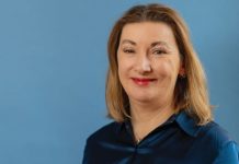 Op de cover Vijf vragen aan: Maja Jankovic Maja Jankovic