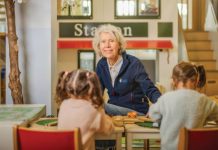 Bij mij op de groep ‘Ik heb het nog nooit zo druk gehad’ Anne van der Berg, 65 jaar