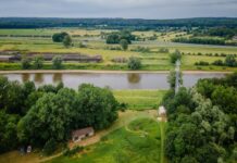 Op bezoek bij bso Willow: een ontwikkelplek voor begaafde kinderen Bso Willow vanuit de lucht gezien.