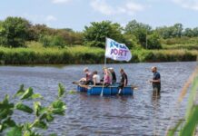 Aquaport in Den Helder Suppen op de bso kinderen op een vlot
