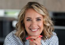 Gespot online ‘We struggelen allemaal met opvoeden’ Portret Anne-Marie Stevens